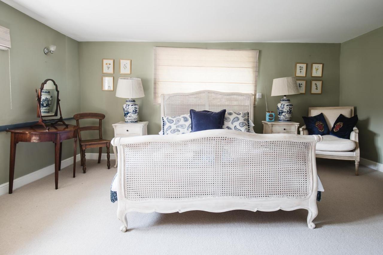 The George Inn Barford St Michael Luaran gambar A bedroom
